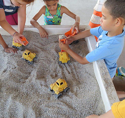 Children in a AG Learning Program