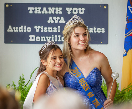 The Fair Queen with a Princess